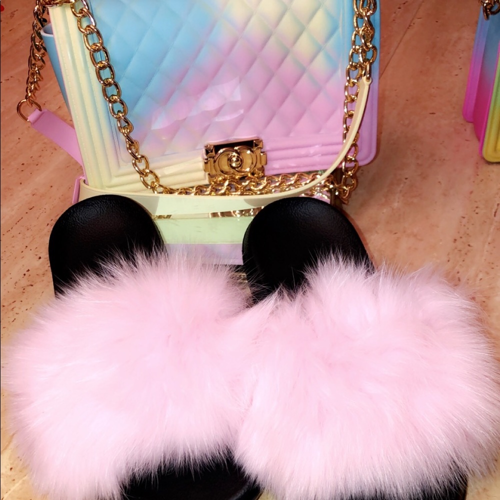 Purse with slides